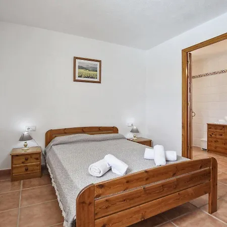 Hébergement de vacances Wunderschoenes Im Landhausstil Mit Pool Auf Dem Land, In Der Naehe Von Monte Toro